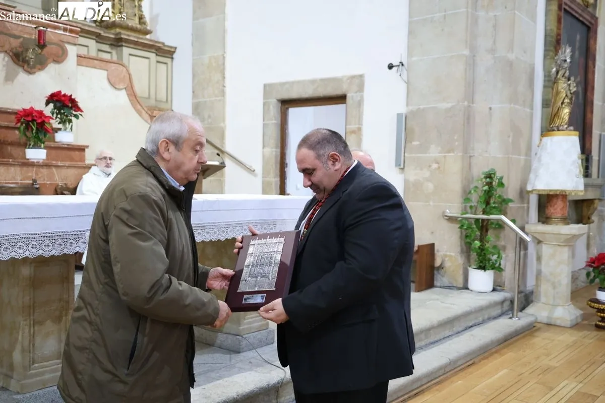 Reconocimiento a Hermandades y Cofradías con la entrega de las Placas Populares del Barrio Antiguo de Salamanca