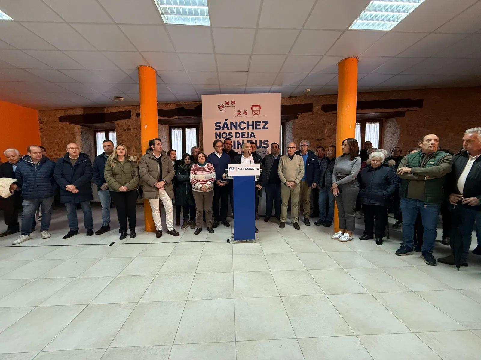 Foto 3 - El PP de Salamanca clama contra los recortes de S&aacute;nchez en el medio rural 
