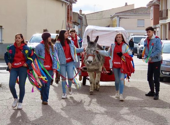 Los 19 Trotarrabos convierten Villoria en una gran fiesta durante las celebraciones de los Quintos 06