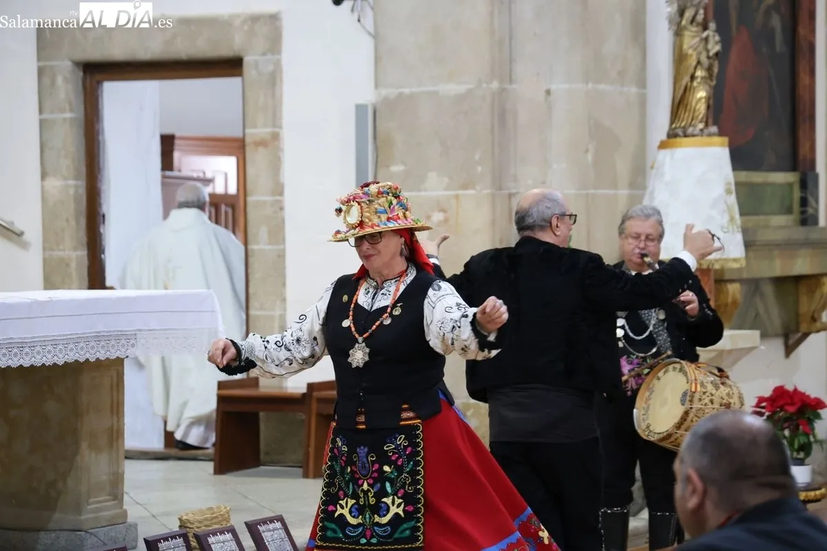 Reconocimiento a Hermandades y Cofradías con la entrega de las Placas Populares del Barrio Antiguo de Salamanca