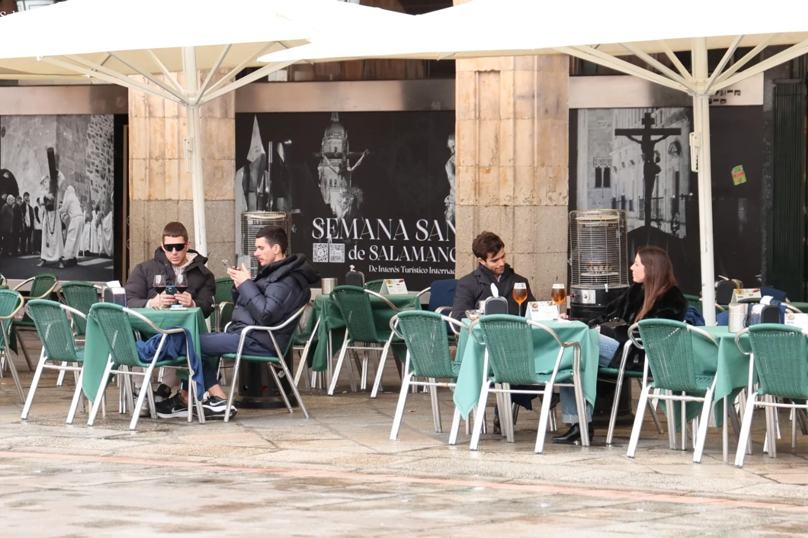 Ambiente en Salamanca, a la espera de la borrasca 'Herminia' | Fotos: David Sañudo