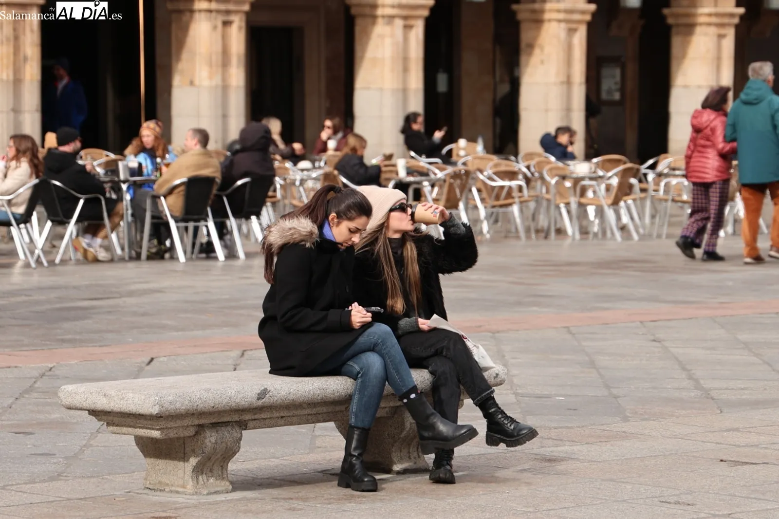 Ambiente en Salamanca, a la espera de la borrasca 'Herminia' | Fotos: David Sañudo
