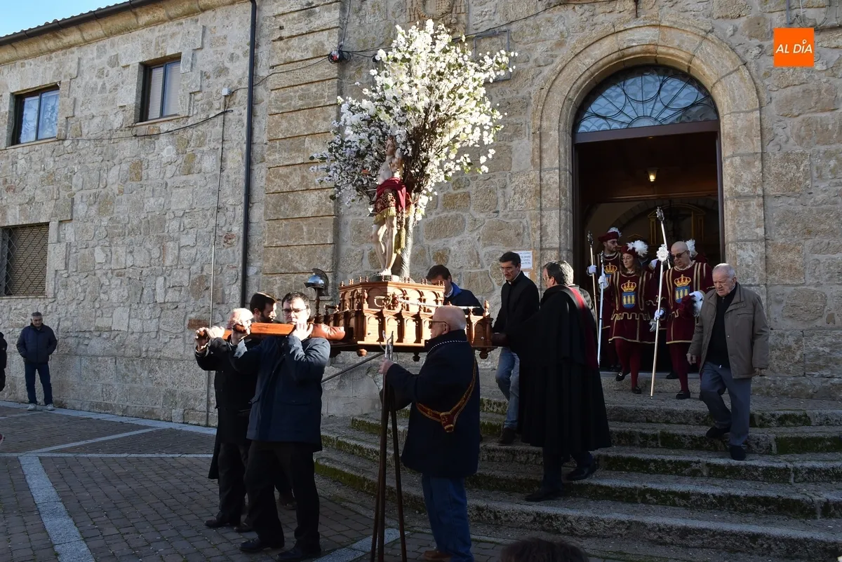 Foto 11 - San Sebasti&aacute;n se adentra en el centro hist&oacute;rico para abrir el carrusel festivo precarnavalero