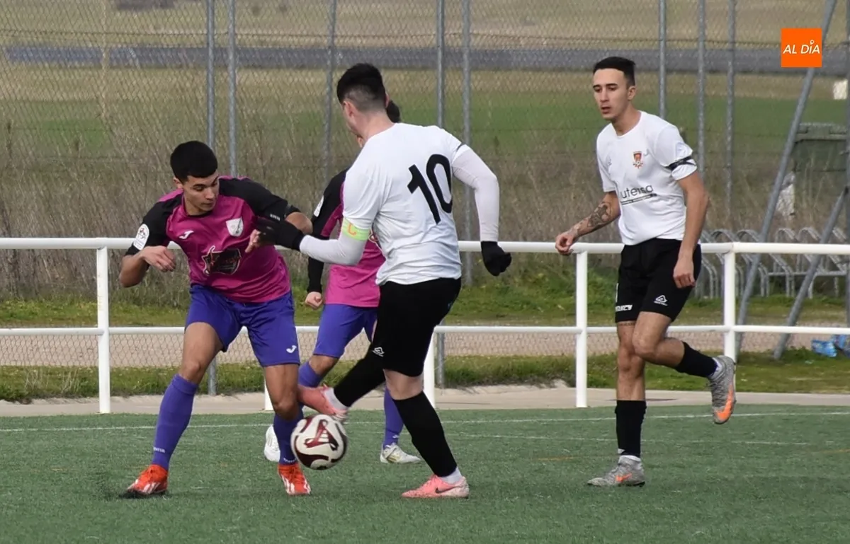 Foto 7 - Los filiales de Ciudad Rodrigo y Ribert cierran con un empate el fin de semana deportivo m&aacute;s duro