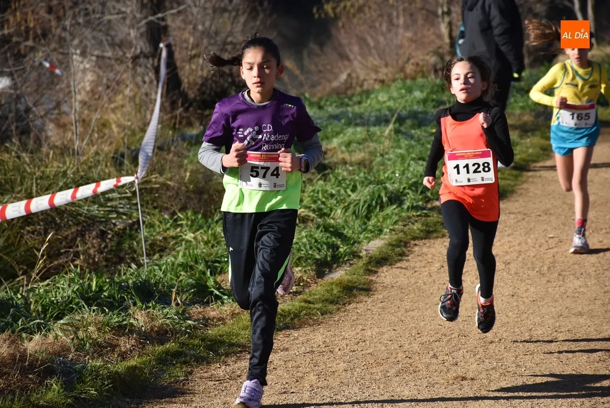 Foto 9 - 354 ni&ntilde;os y j&oacute;venes de toda la provincia dan lo mejor de s&iacute; corriendo en la Alameda Vieja