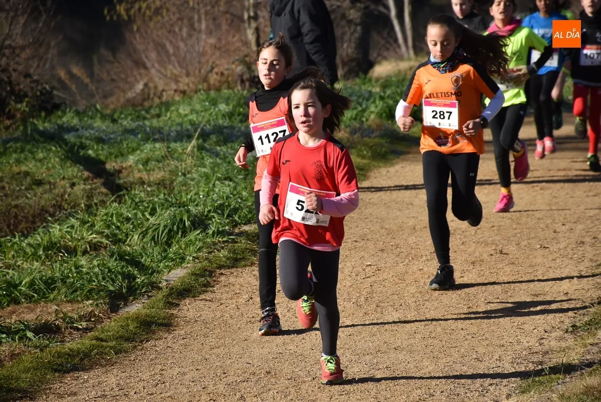 Foto 11 - 354 ni&ntilde;os y j&oacute;venes de toda la provincia dan lo mejor de s&iacute; corriendo en la Alameda Vieja