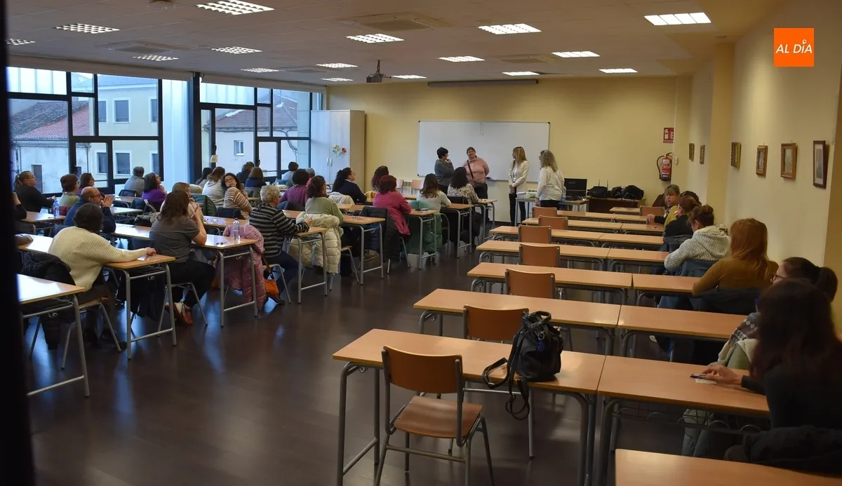 Foto 3 - Arranca con 13 ausencias entre los 58 admitidos la oposici&oacute;n a las dos plazas de limpiador
