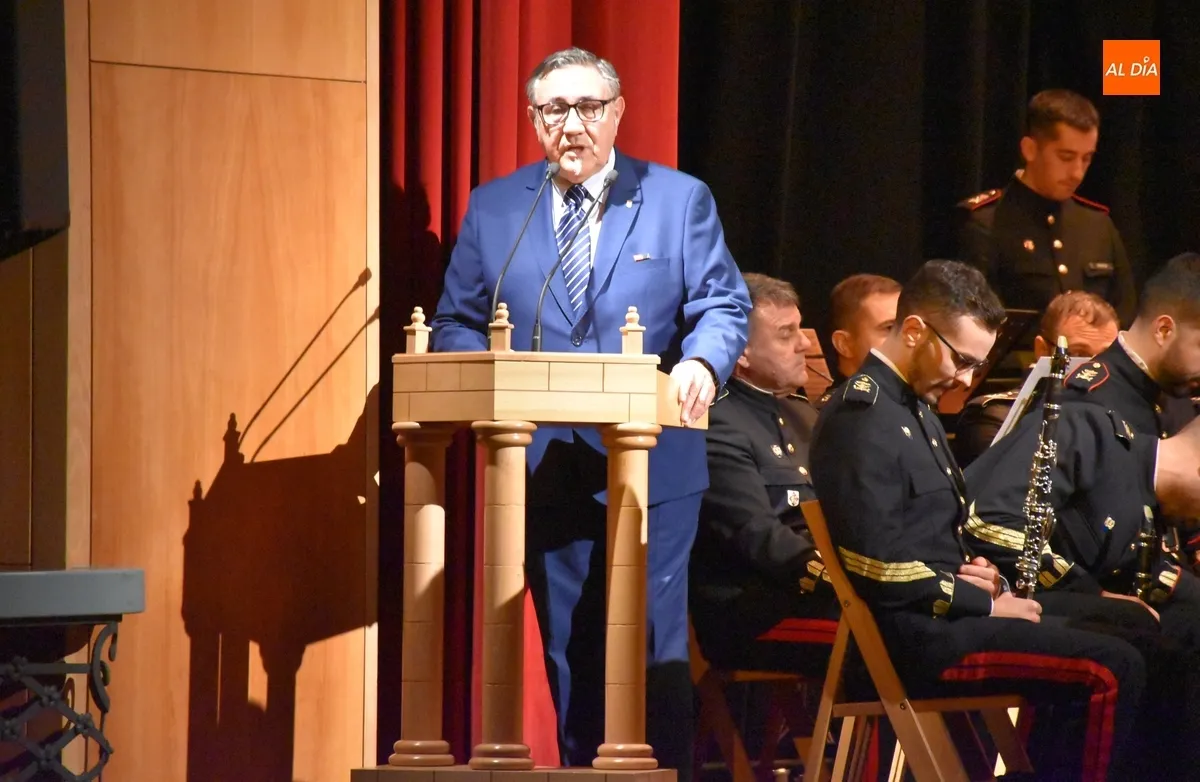 Foto 9 - La Banda Militar de AGRUMAD completa el D&iacute;a de San Sebasti&aacute;n con gui&ntilde;o incluido a Felipe VI