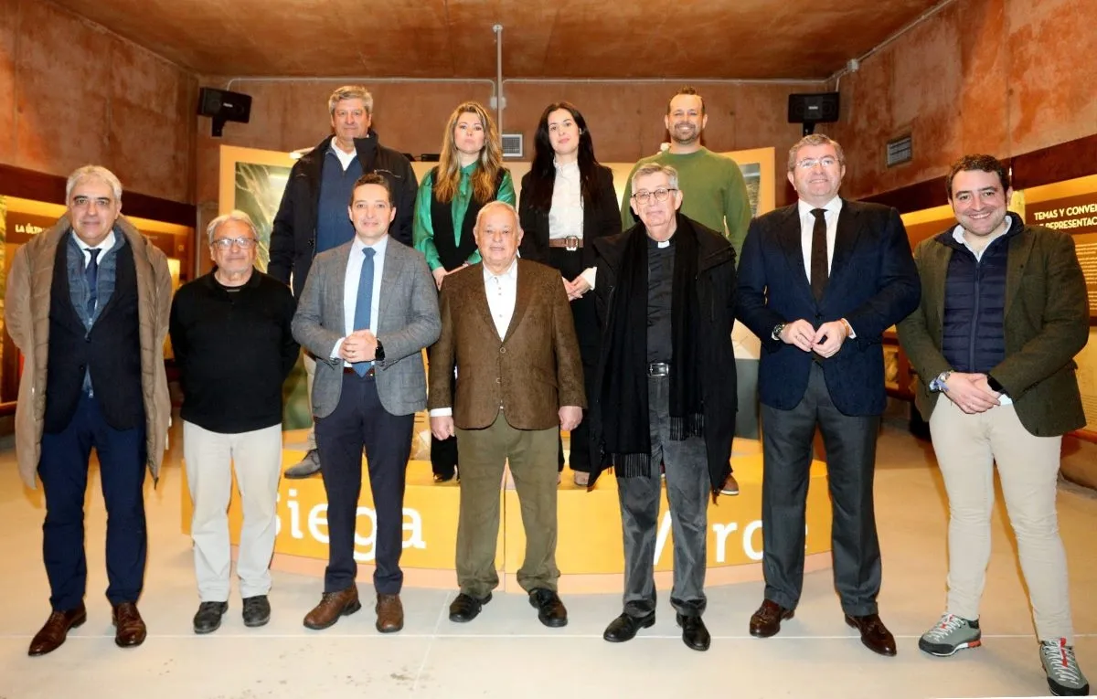 Foto 3 - Los rectores de la USAL y la UPSA se estrenan en el Patronato de la Fundaci&oacute;n Siega Verde