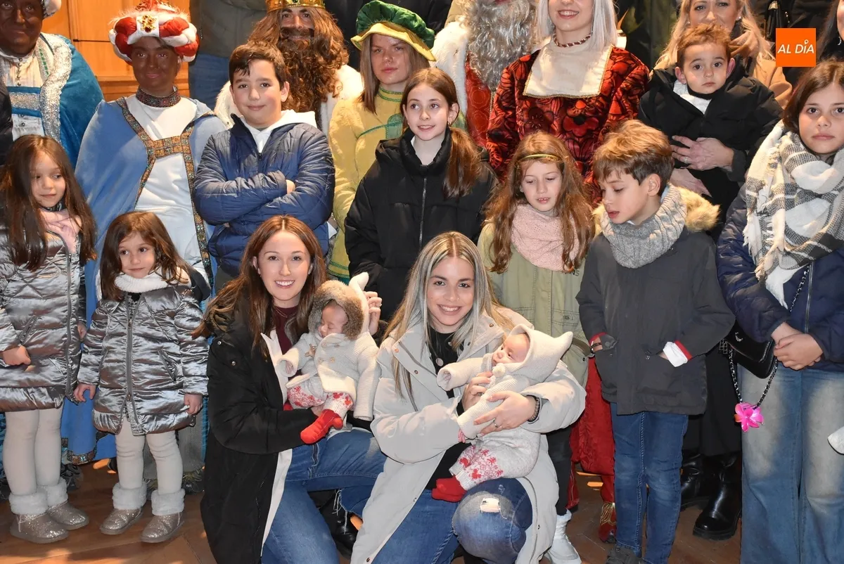 Foto 3 - Eh, s&aacute;canos una foto: Los primer&iacute;simos Reyes