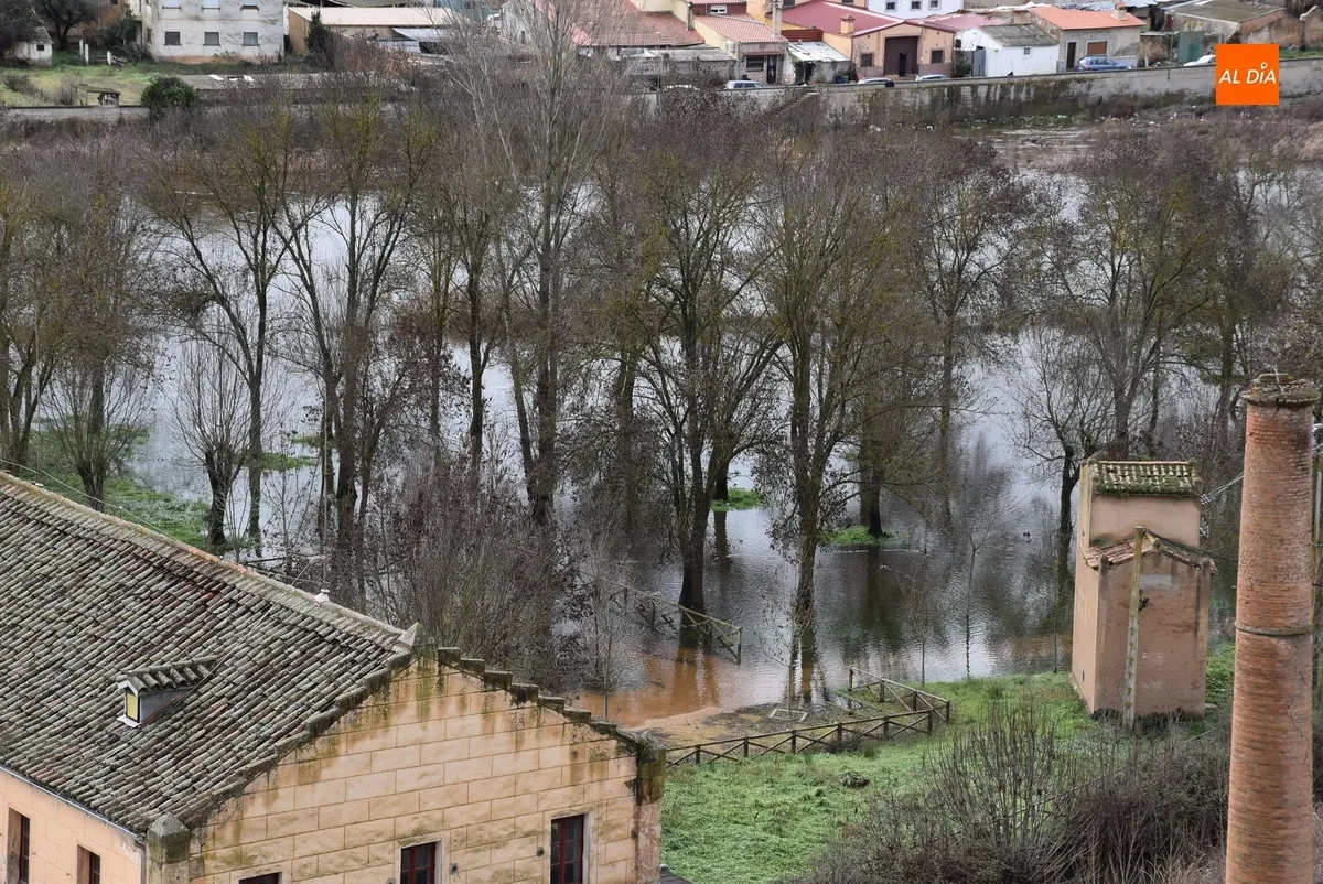 Foto 4 - El &Aacute;gueda multiplica por 12 su caudal tras las lluvias constantes de los &uacute;ltimos d&iacute;as