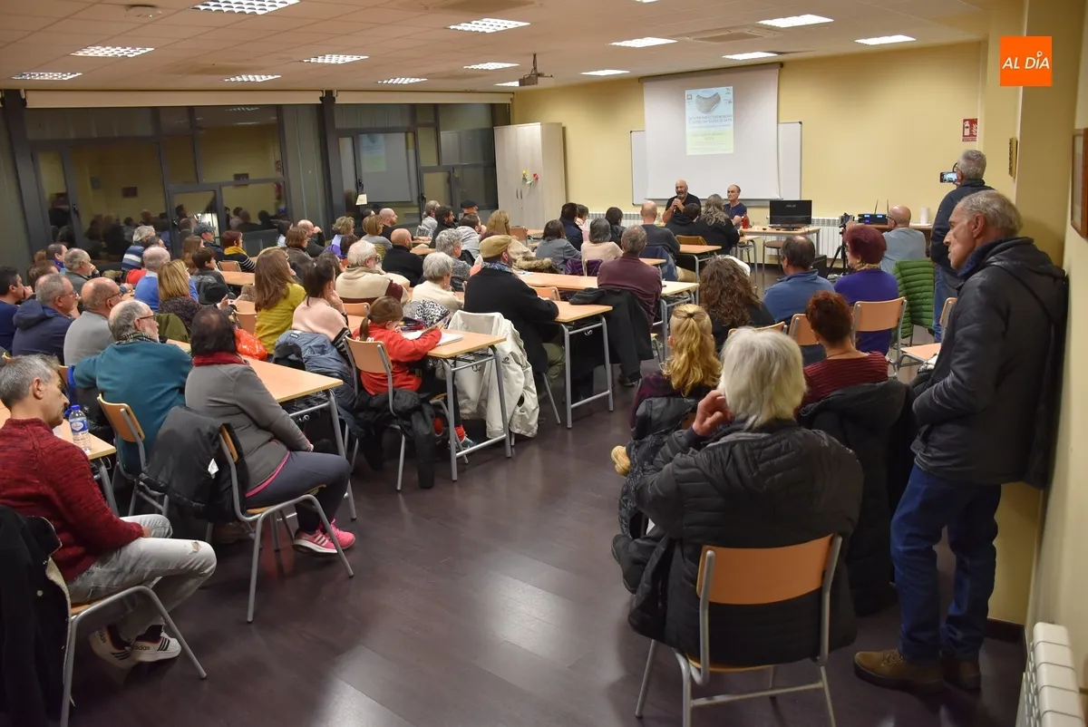 Foto 11 - Enorme inter&eacute;s por la charla de concienciaci&oacute;n sobre el efecto de la miner&iacute;a en las &lsquo;periferias&rsquo;