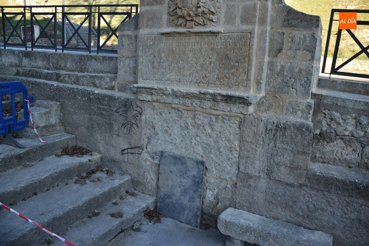 Foto 7 - La hist&oacute;rica Fuente de las Tripas se somete a una intervenci&oacute;n de reparaci&oacute;n y mejora