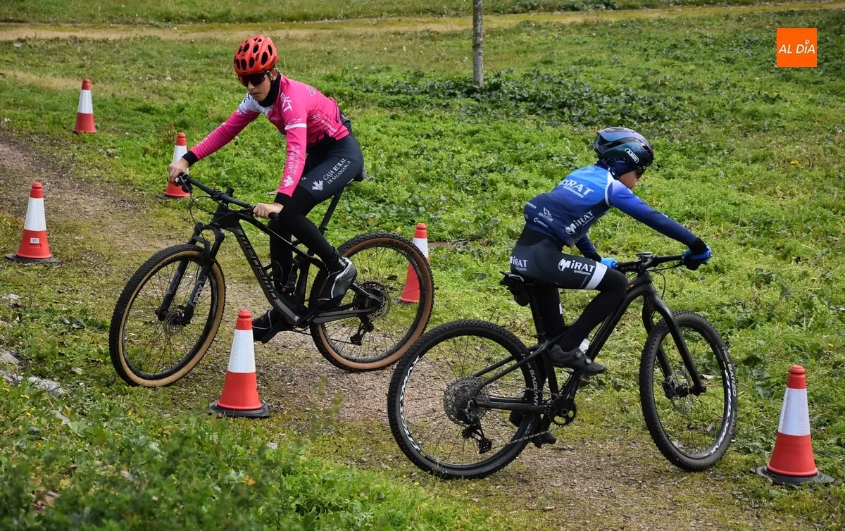 Foto 10 - La Alameda acoge un nuevo entreno de la Escuela del Club J&oacute;venes Ciclistas, que abre la inscripci&oacute;n