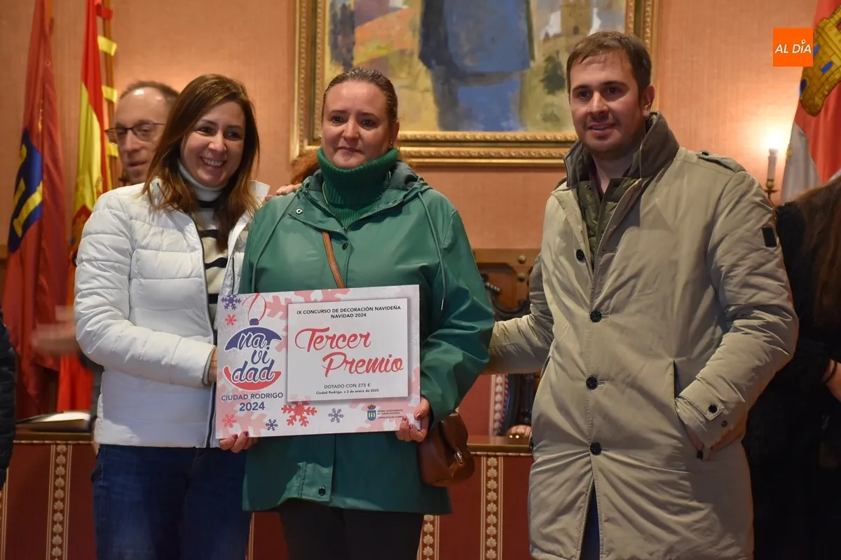 Foto 3 - Entregadas las recompensas del Concurso de Decoraci&oacute;n Navide&ntilde;a