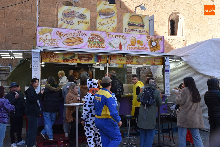 Adjudicados los puestos callejeros de comida con diferentes incrementos en los precios de salida