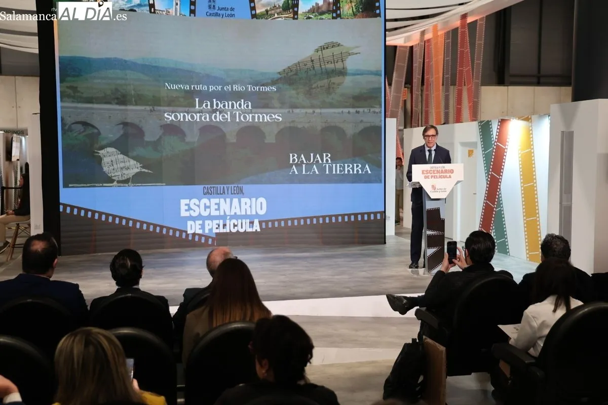Presentación en Fitur de la oferta turística de la ciudad de Salamanca, a cargo del alcalde Carlos García Carbayo. Foto de David Sañudo
