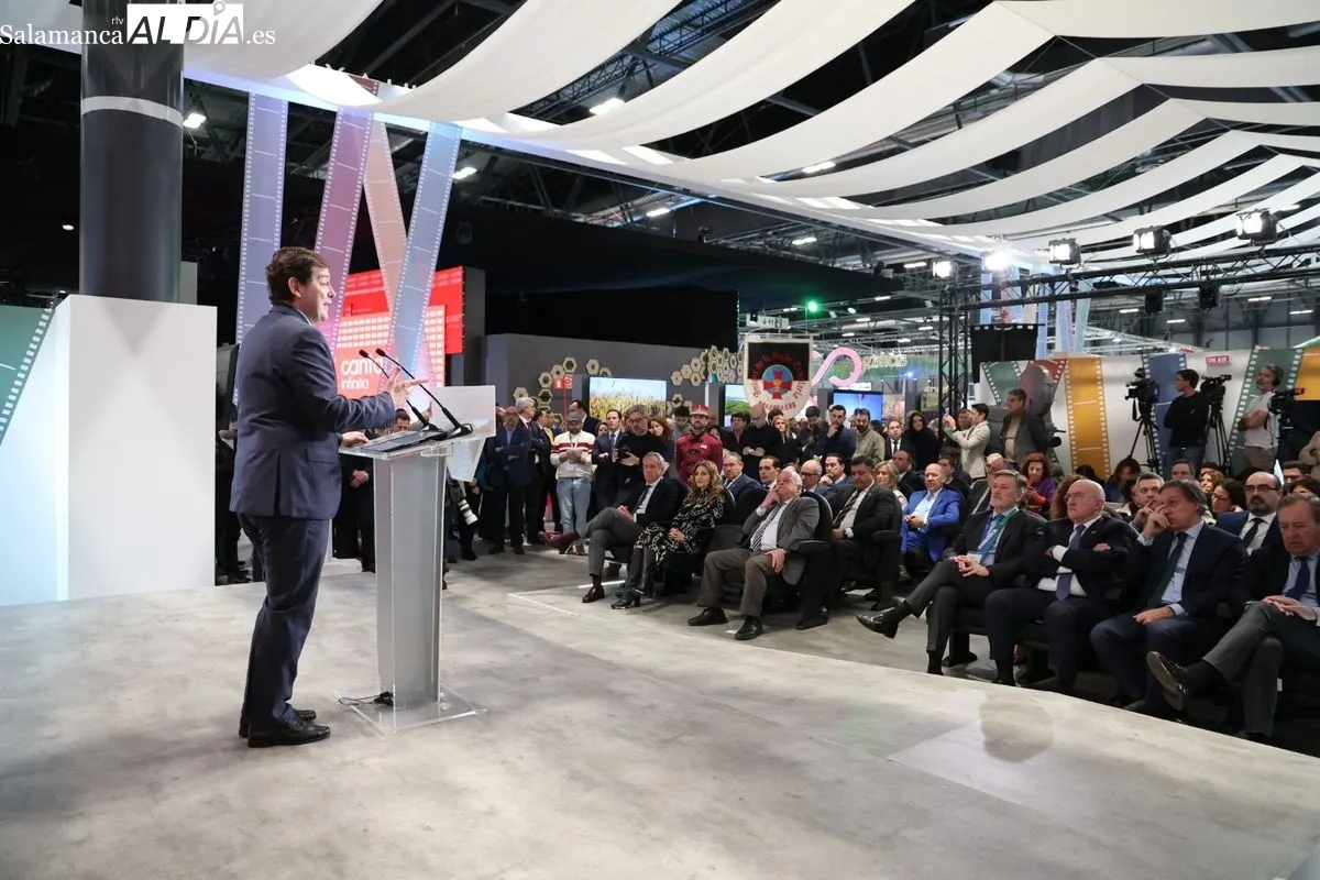 El presidente de la Junta de Castilla y León, Alfonso Fernández Mañueco, visita la 45ª edición de la Feria Internacional de Turismo (FITUR). Fotos: David Sañudo