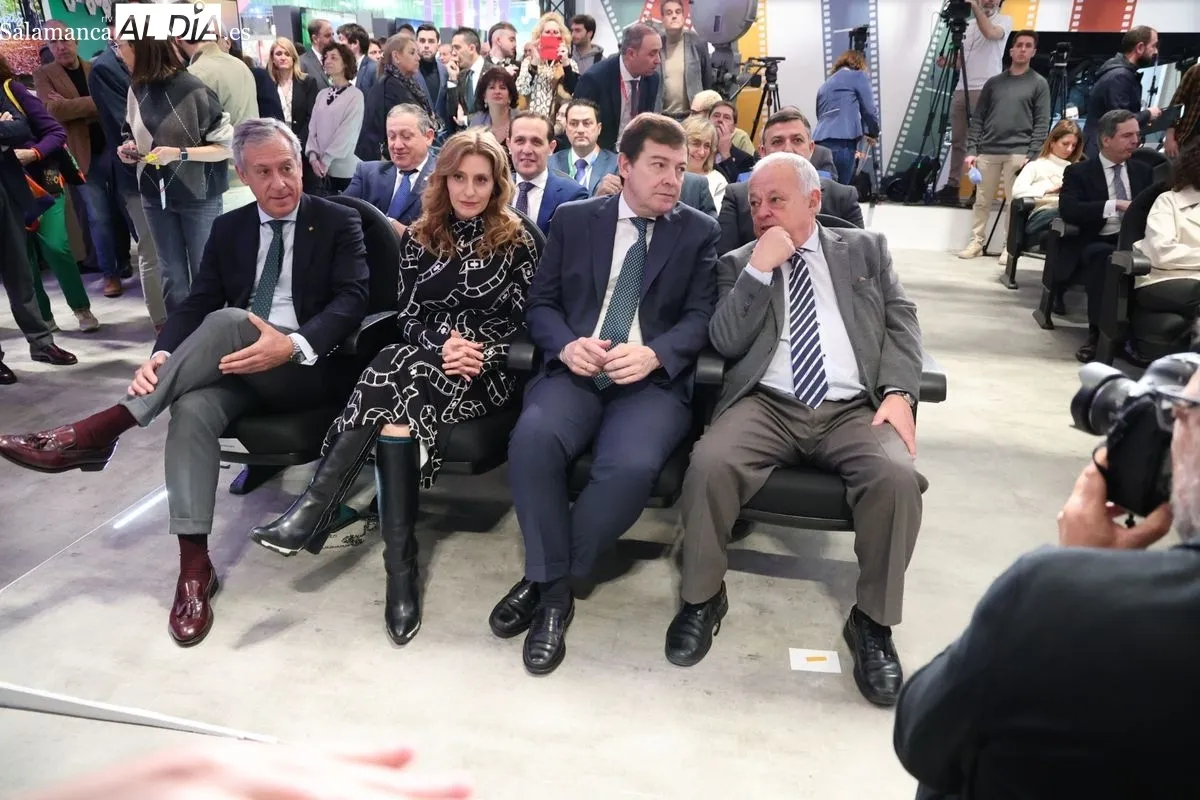 El presidente de la Junta de Castilla y León, Alfonso Fernández Mañueco, visita la 45ª edición de la Feria Internacional de Turismo (FITUR). Fotos: David Sañudo