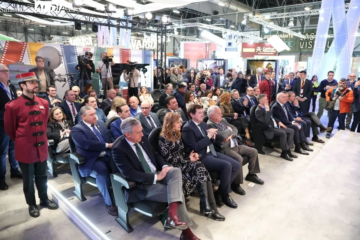 El presidente de la Junta de Castilla y León, Alfonso Fernández Mañueco, visita la 45ª edición de la Feria Internacional de Turismo (FITUR). Fotos: David Sañudo