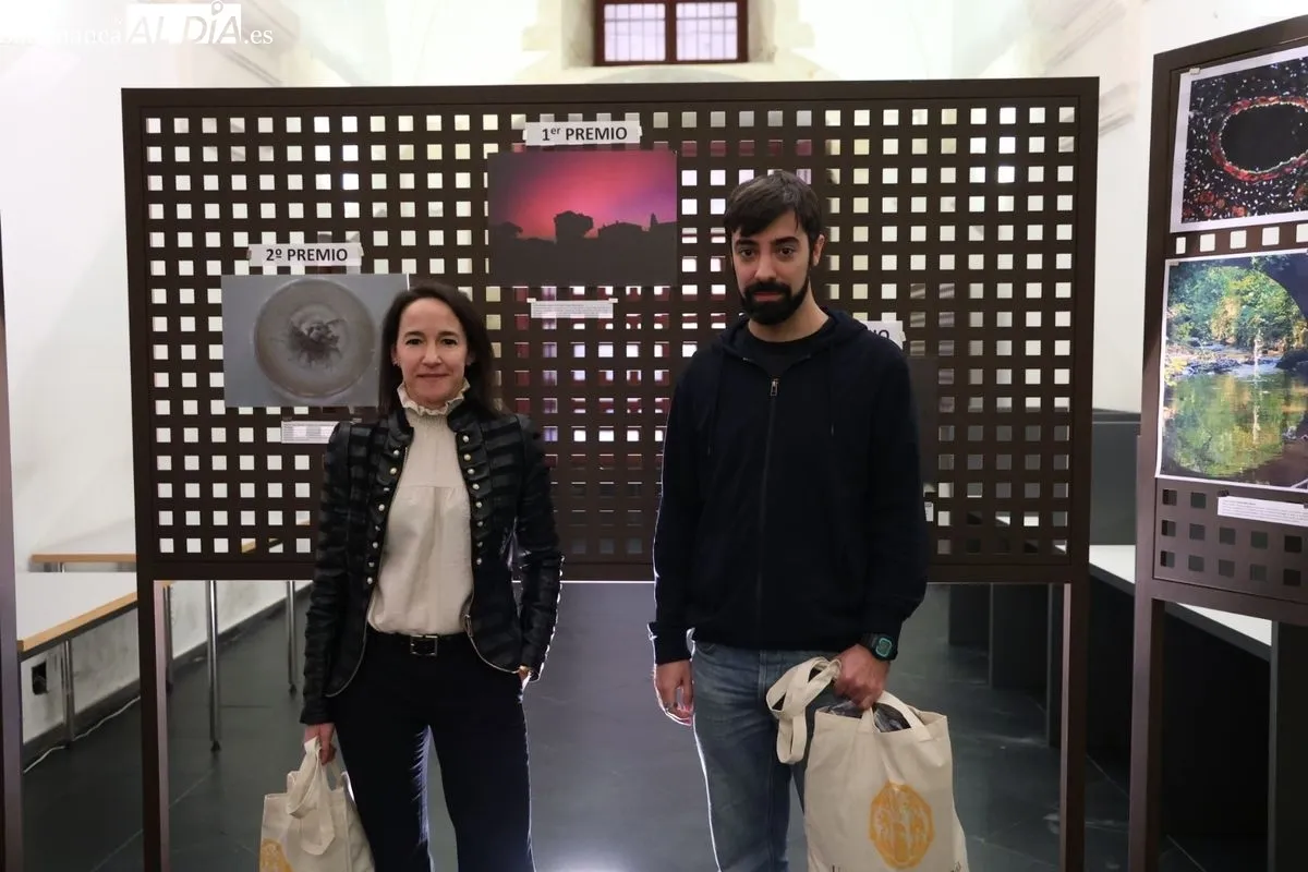 Entrega de premios del primer Concurso de Fotografía Científica, organizado por la Unidad de Cultura Científica y de la Innovación (UCCI) de la UPSA. Foto de David Sañudo