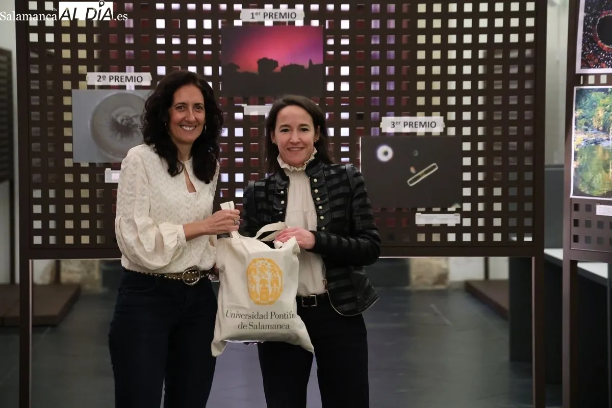 Entrega de premios del primer Concurso de Fotografía Científica, organizado por la Unidad de Cultura Científica y de la Innovación (UCCI) de la UPSA. Foto de David Sañudo