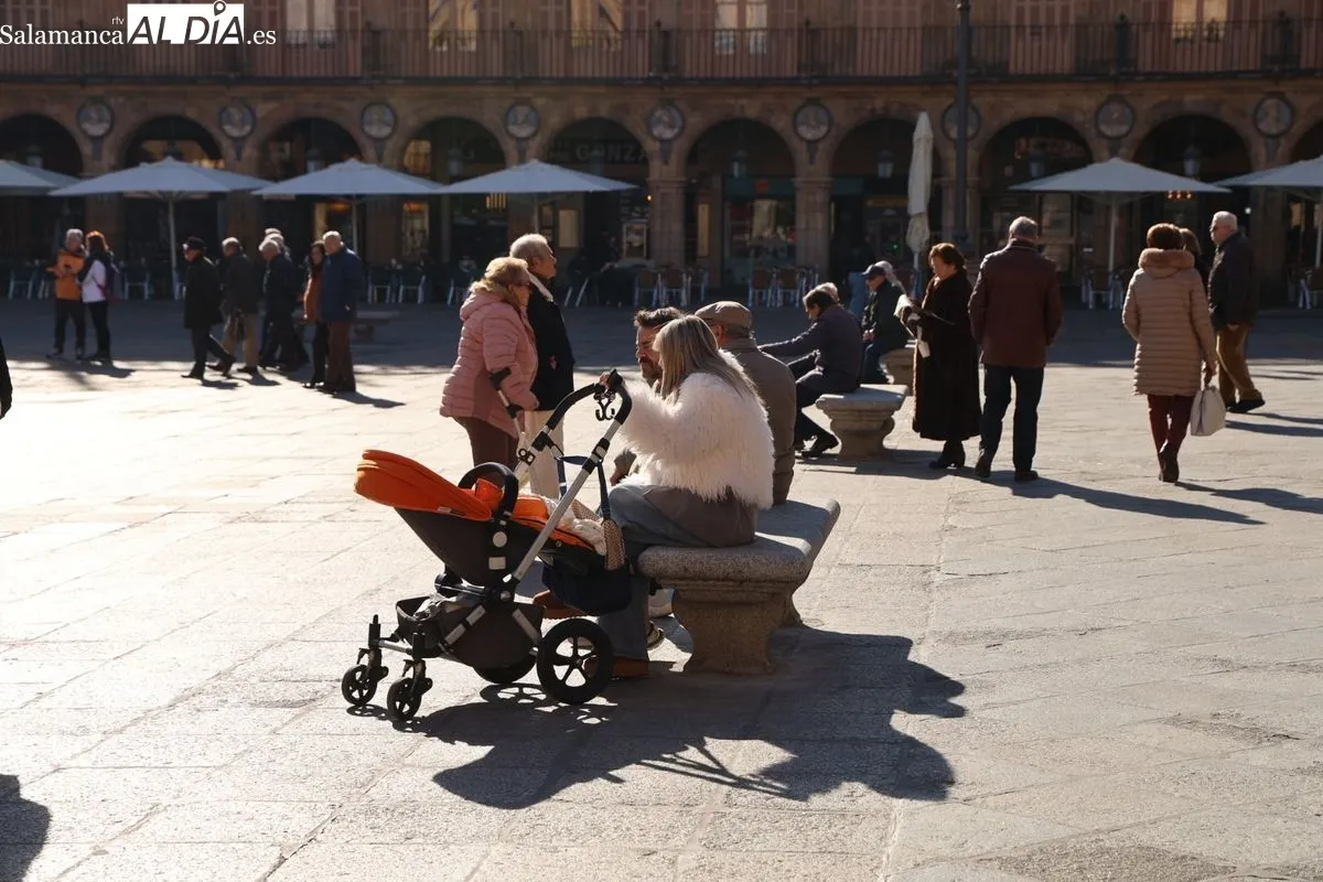 Ambiente en el centro de la ciudad en la mañana de este domingo, 19 de enero. Fotos: David Sañudo