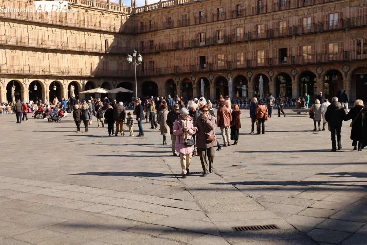 Ambiente en el centro de la ciudad en la mañana de este domingo, 19 de enero. Fotos: David Sañudo