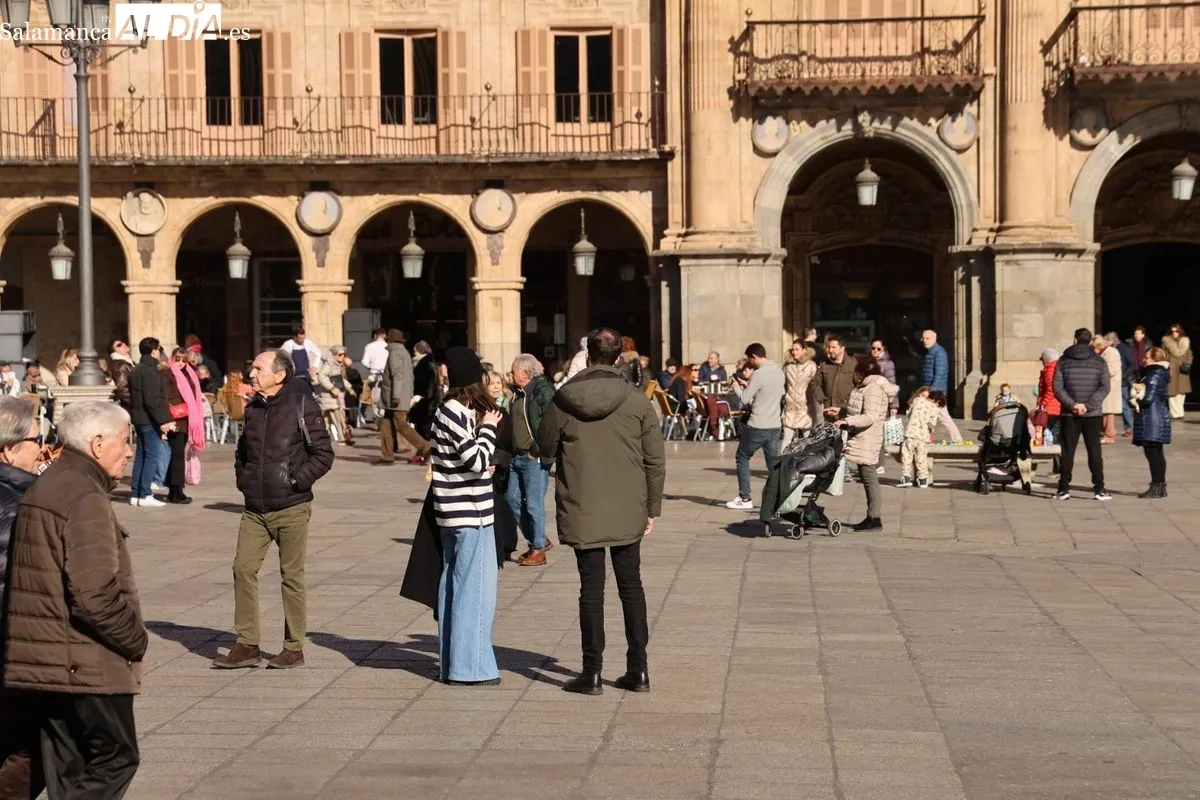 Ambiente en el centro de la ciudad en la mañana de este domingo, 19 de enero. Fotos: David Sañudo