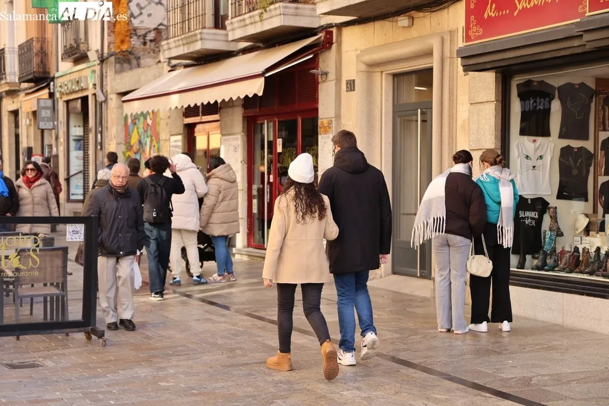 Ambiente en el centro de la ciudad en la mañana de este domingo, 19 de enero. Fotos: David Sañudo