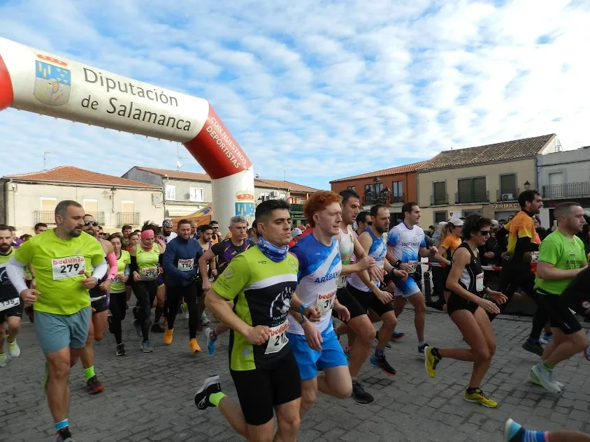 II Cross Popular Campus Pini de Cantalpino. Delegación de atletismo