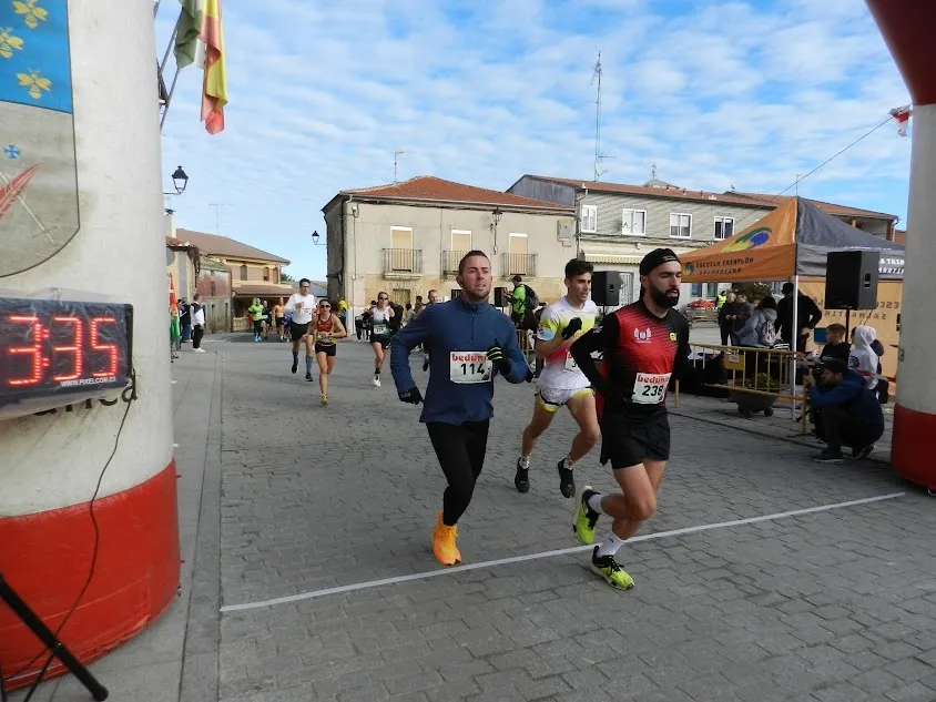 II Cross Popular Campus Pini de Cantalpino. Delegación de atletismo