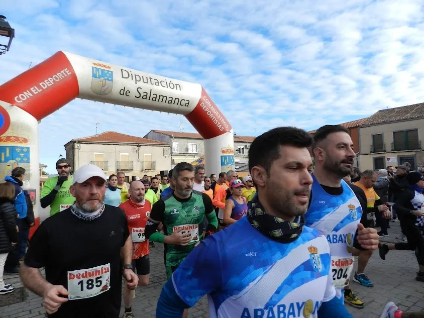 II Cross Popular Campus Pini de Cantalpino. Delegación de atletismo