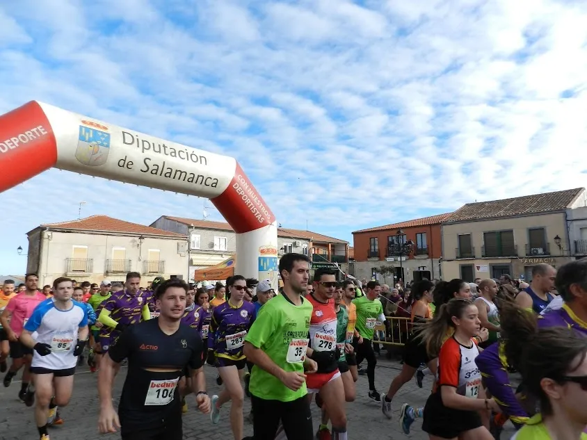 II Cross Popular Campus Pini de Cantalpino. Delegación de atletismo