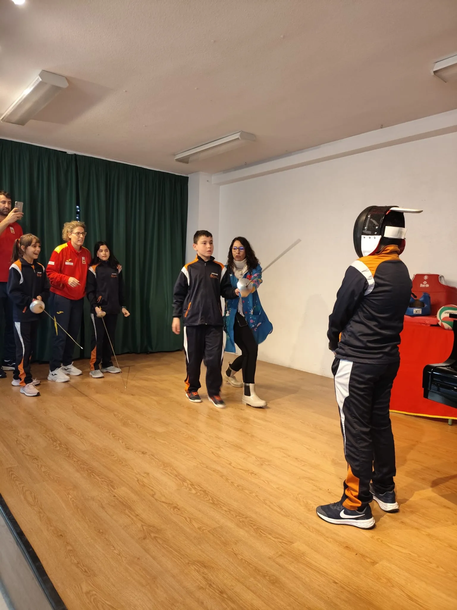 Foto 5 - 'Todos Ol&iacute;mpicos&rsquo;, original actividad en el Colegio Antonio Machado