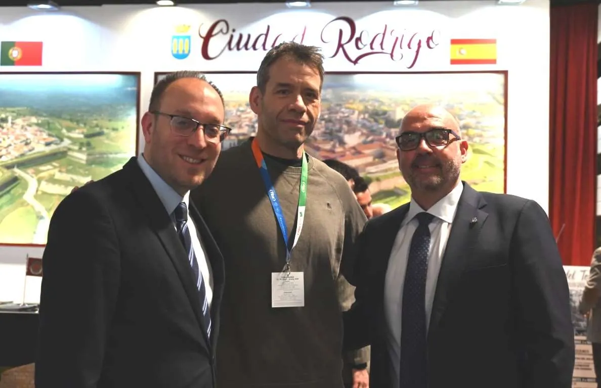 Foto 6 - El Ayuntamiento presenta el Carnaval del Toro 2025 en FITUR con la compa&ntilde;&iacute;a de Rub&eacute;n Am&oacute;n