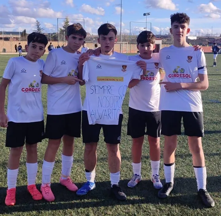 Foto 2 - Luto en el mundo del deporte mirobrigense por el joven fallecido