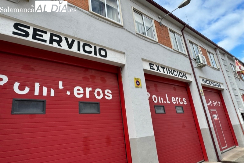 El PSOE responde al PP: Carmen Ávila levantará la voz las veces que sea necesario para defender el Parque de Bomberos. Es lamentable intentar utilizar a sus voluntarios