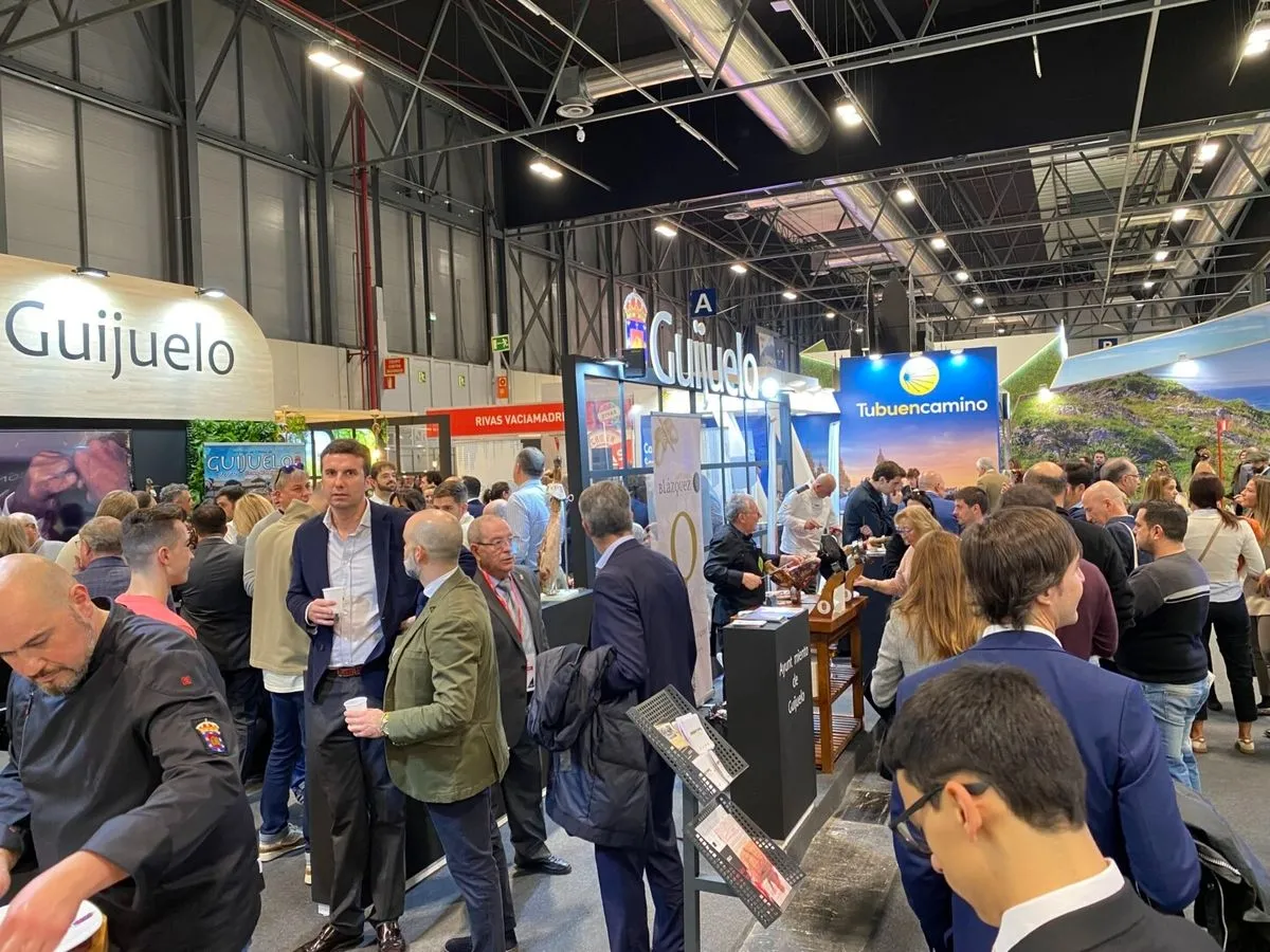 El stand de Guijuelo en Fitur ha recibido, de nuevo, numerosas visitas