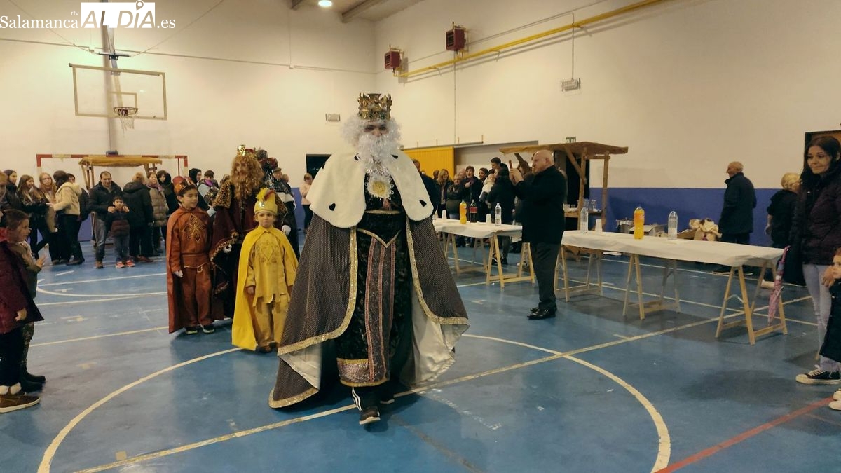 Llegada de los Reyes Magos a Villarino de los Aires