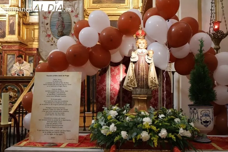 Foto 10 - Los ni&ntilde;os protagonizan la Fiesta del Ni&ntilde;o Jes&uacute;s de Praga en Alba de Tormes