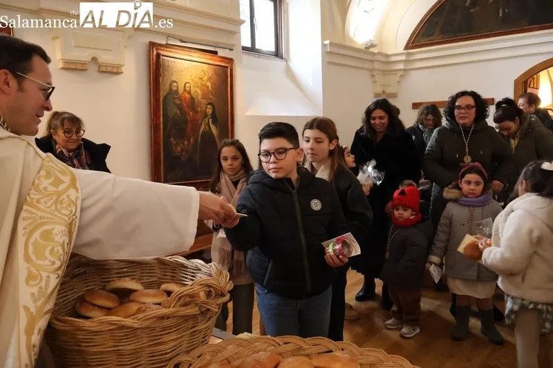 Foto 5 - Los ni&ntilde;os protagonizan la Fiesta del Ni&ntilde;o Jes&uacute;s de Praga en Alba de Tormes