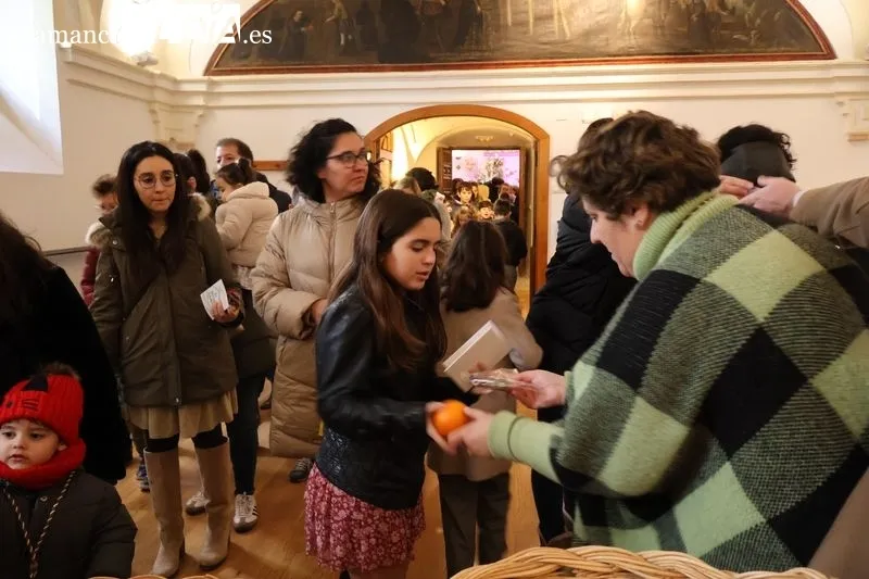 Foto 3 - Los ni&ntilde;os protagonizan la Fiesta del Ni&ntilde;o Jes&uacute;s de Praga en Alba de Tormes