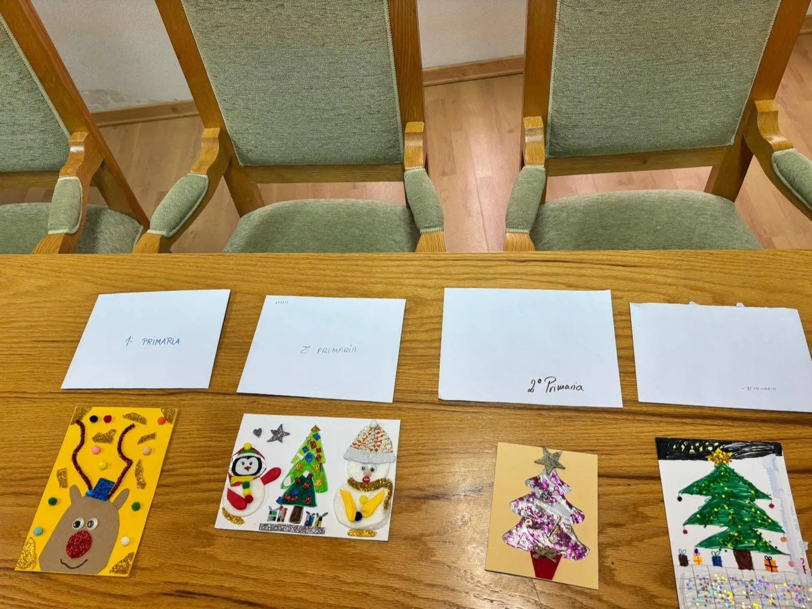 Foto 5 - Hugo Hern&aacute;ndez, Hugo Chamoso y Lucia del Rey, ganadores del tradicional concurso de postales navide&ntilde;as de Villoria
