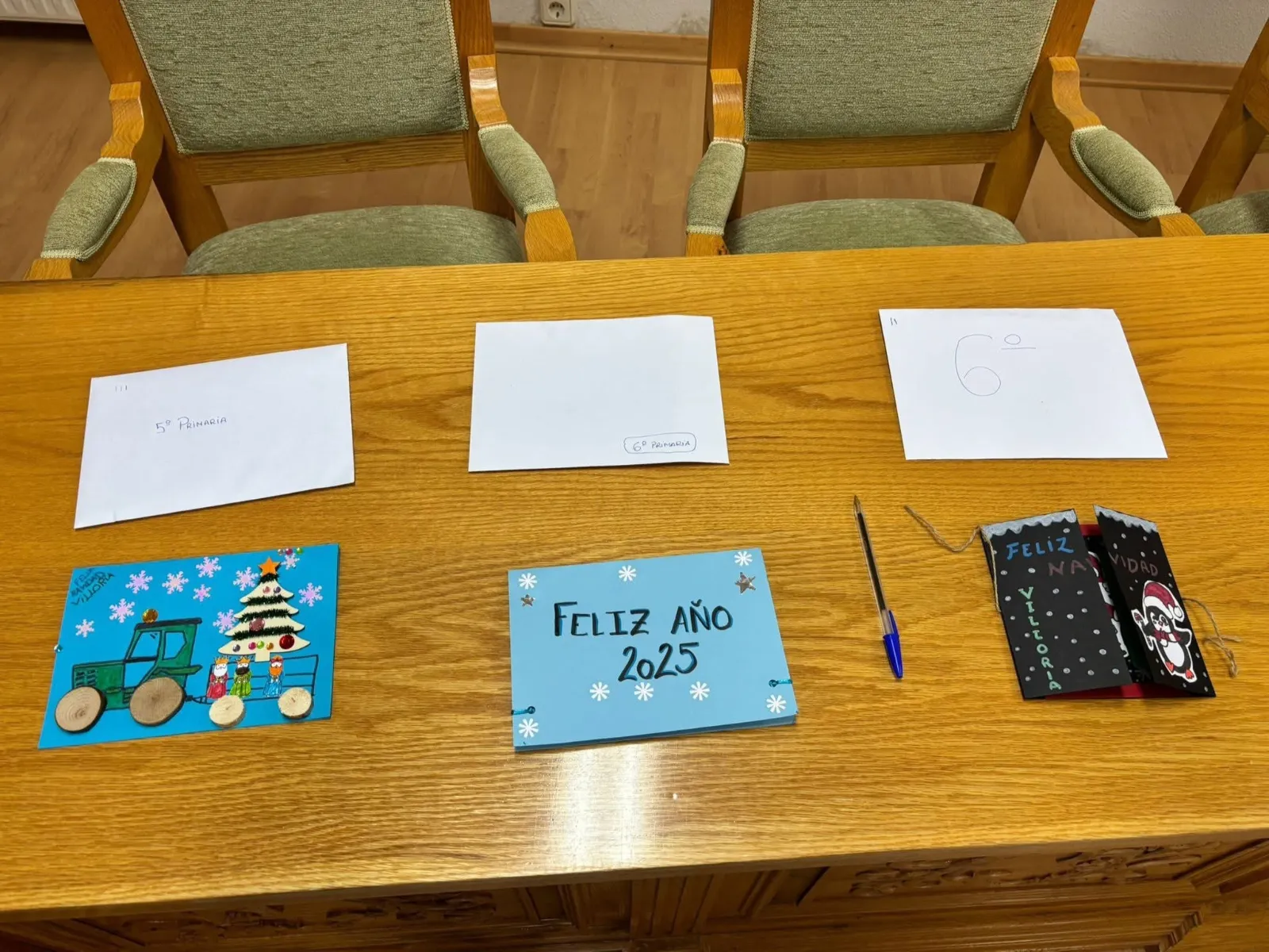 Foto 6 - Hugo Hern&aacute;ndez, Hugo Chamoso y Lucia del Rey, ganadores del tradicional concurso de postales navide&ntilde;as de Villoria