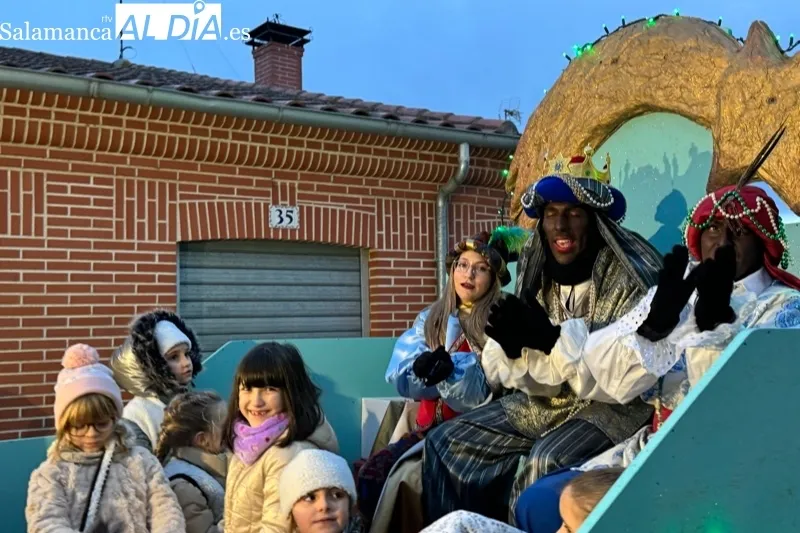 Los Reyes Magos visitan Macotera