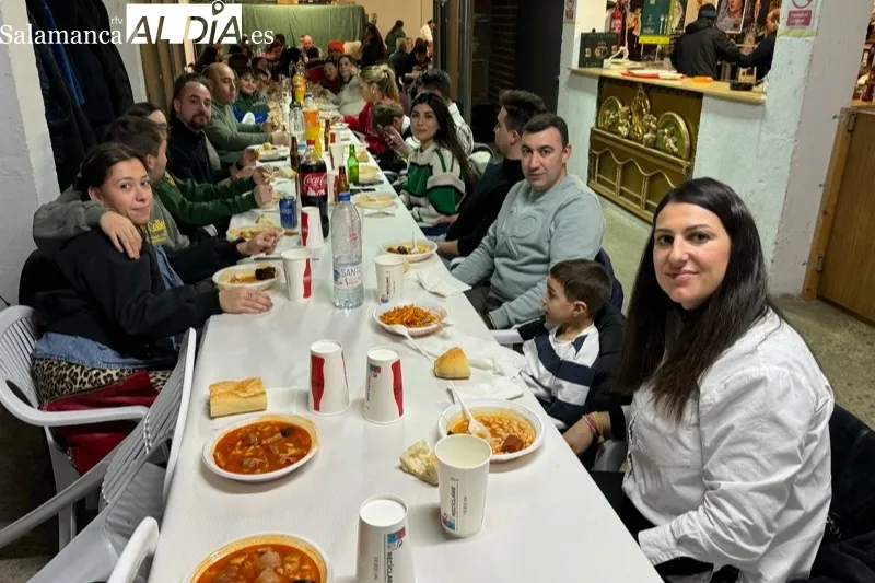 Alubiada de San Antón de la cofradía Nuestra Señora de la Esperanza