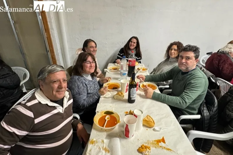 Alubiada de San Antón de la cofradía Nuestra Señora de la Esperanza