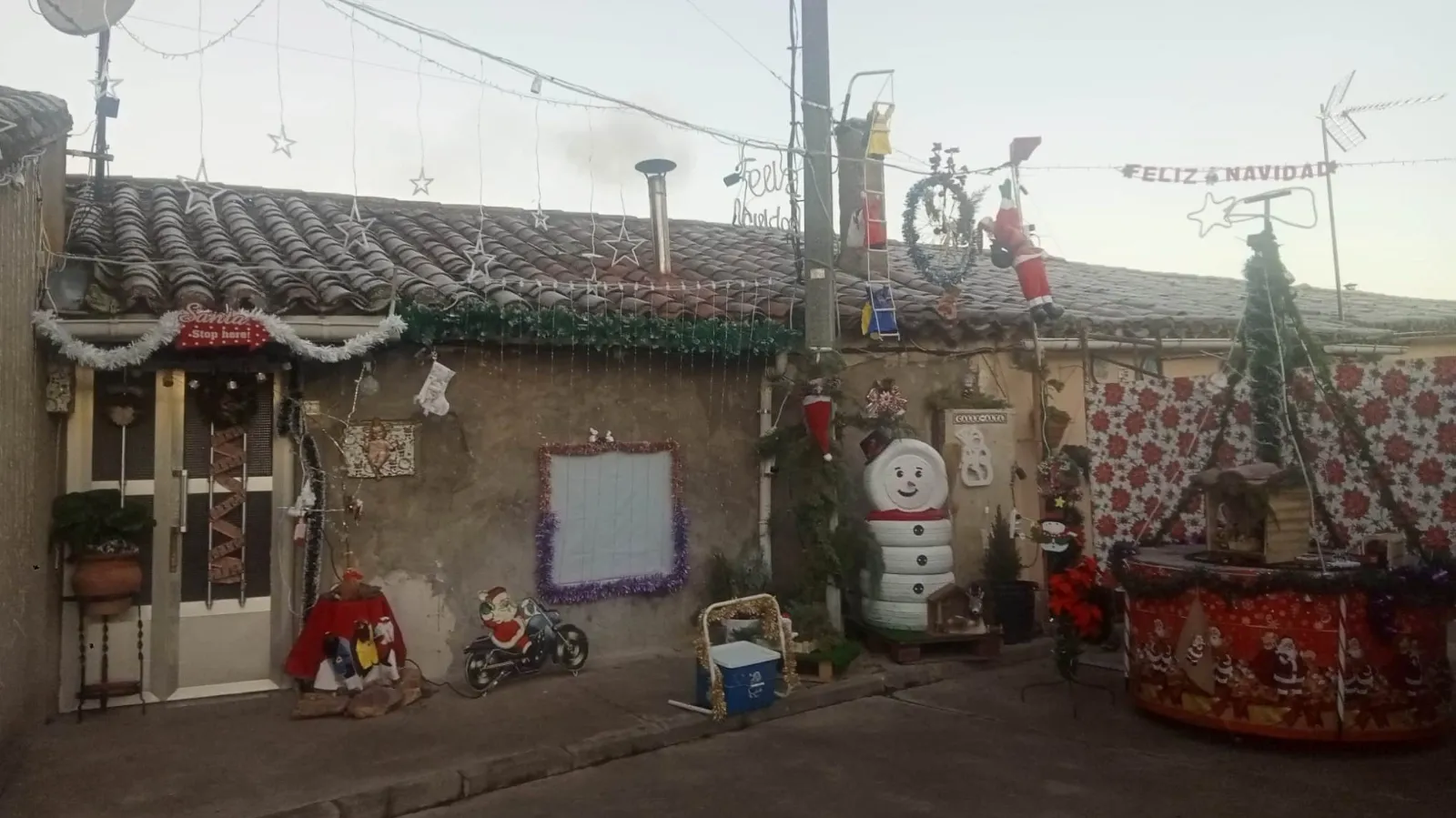 Foto 4 - Roc&iacute;o Colmenero se impone en el concurso de Decoraci&oacute;n de Fachadas de Mart&iacute;n de Yeltes