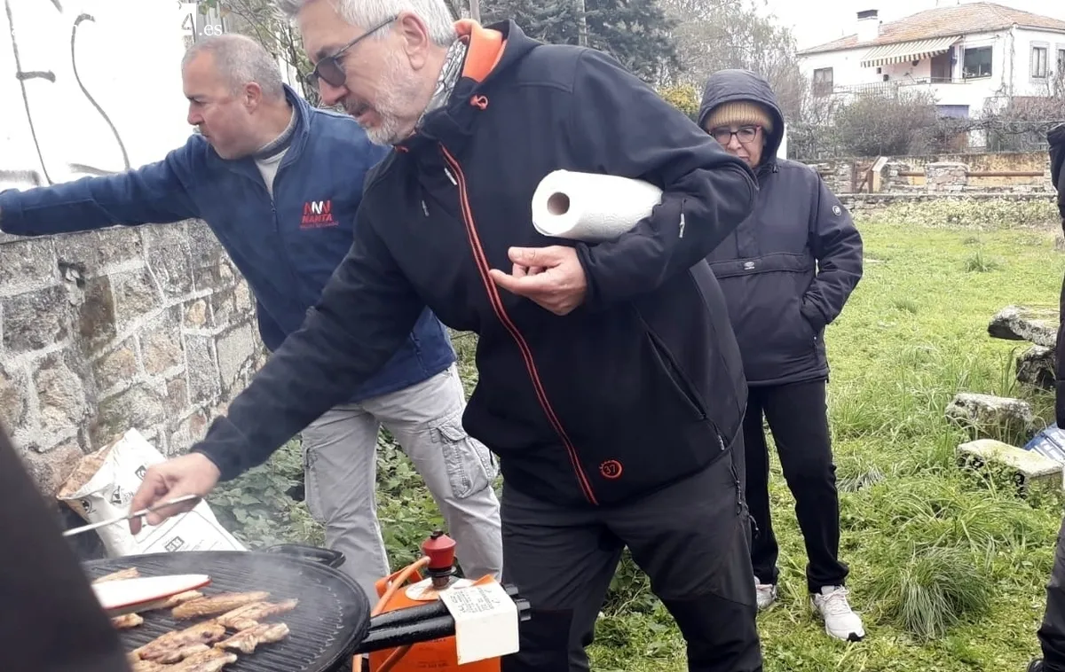 En Saldeana celbran la Navidad con música y carne a la parrilla 